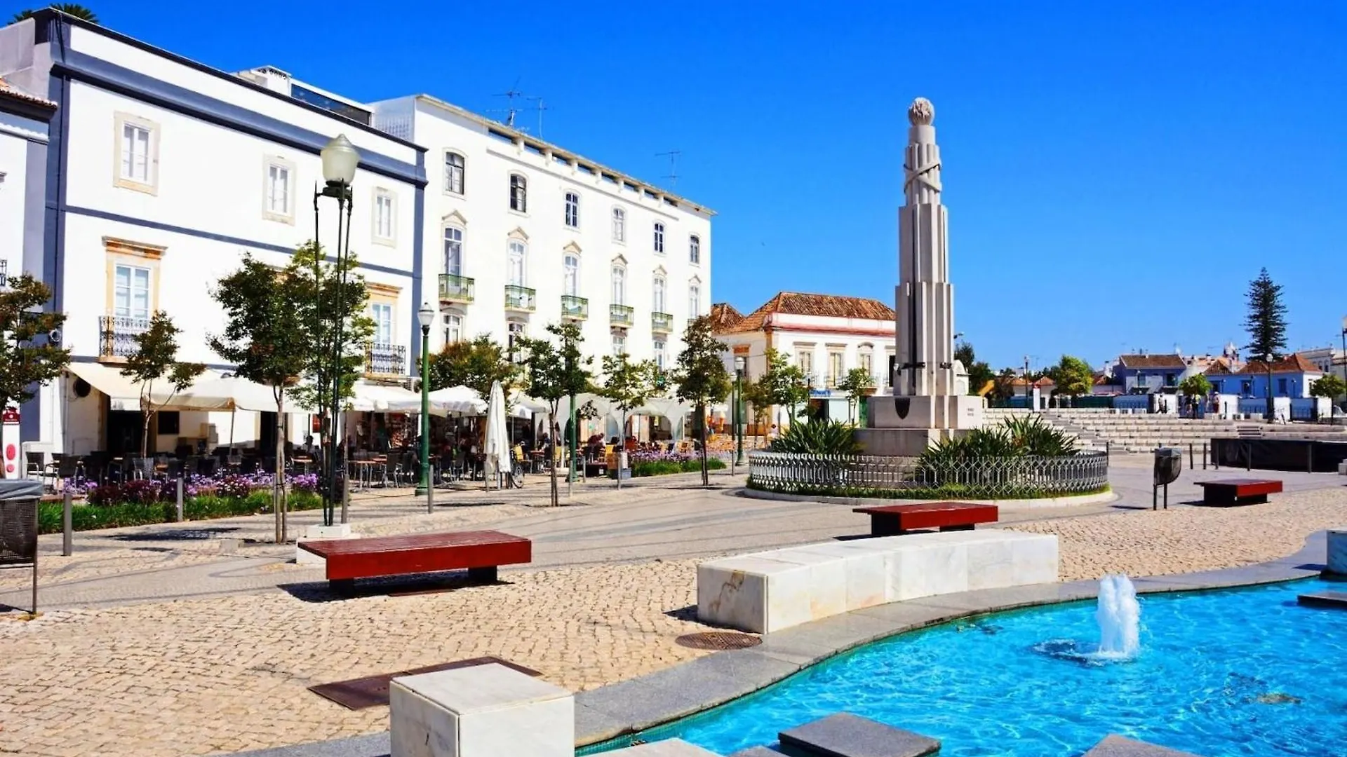 Executive Townhouse, Tavira Centre, Shared Pool Villa 0*,